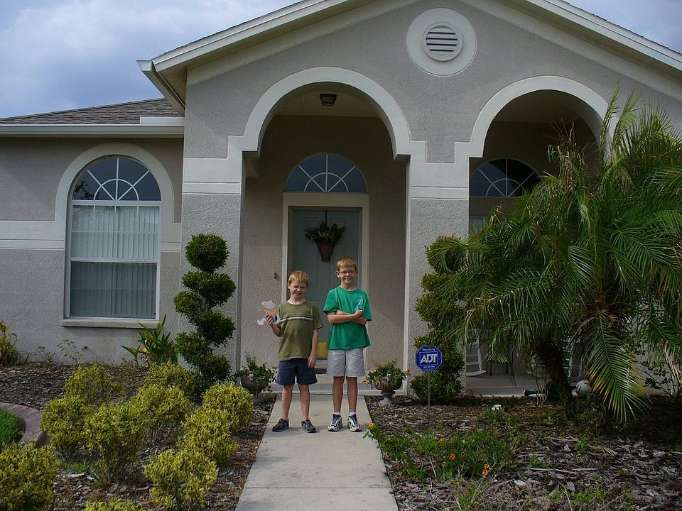5 BR / 3 Baths