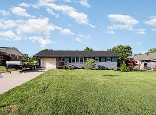 2 Chickadee Ln, Winchester, KY 40391