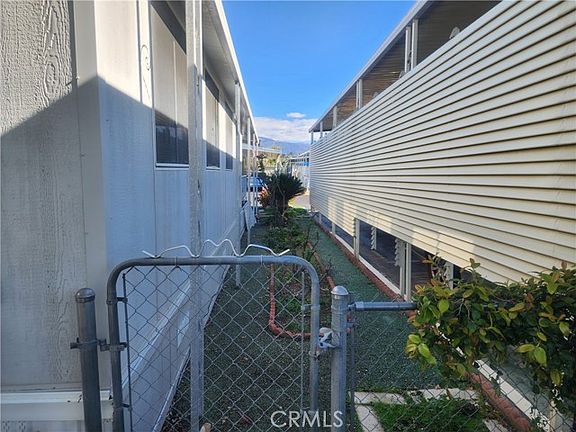 4th image of 43531 Acacia Avenue #52