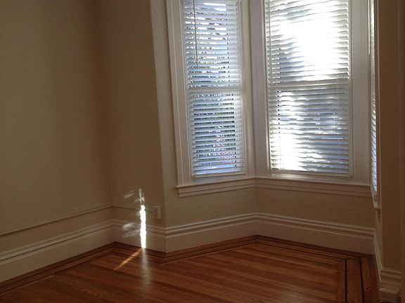 4th image of 109 Sanchez St