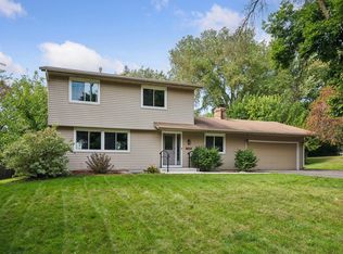 1908 Ford Rd, Minnetonka, MN 55305