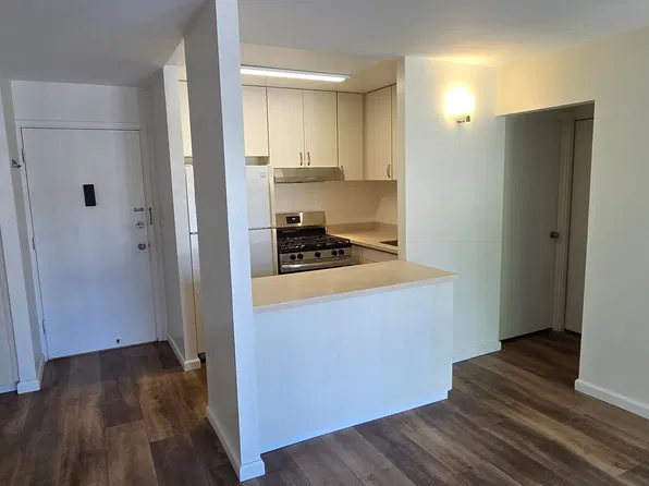1821 Keeaumoku St APT 202, Honolulu, HI 96822