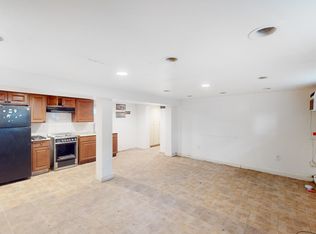 2723 W 16th St #BASEMENT, Brooklyn, NY 11224
