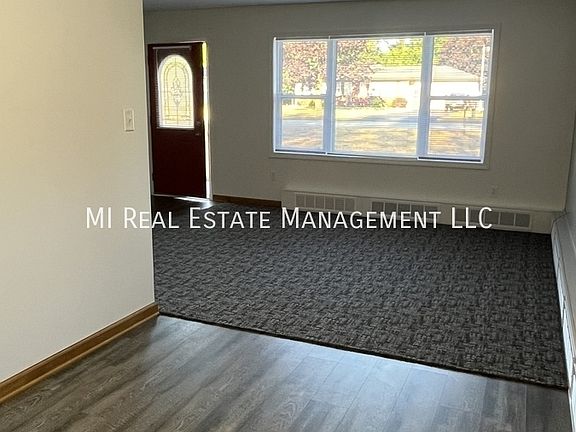 4th image of 11276 Avery Ave