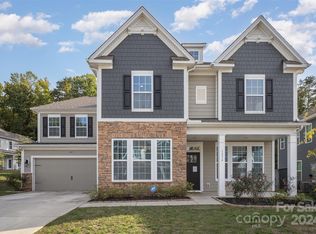 1234 Englewood Dr, Lake Wylie, SC 29710