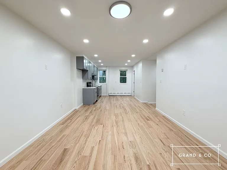 210 Powers St #1 — Photo 4