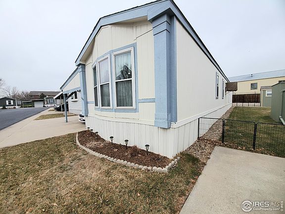 3rd image of 1407 Sylmar Pl #16