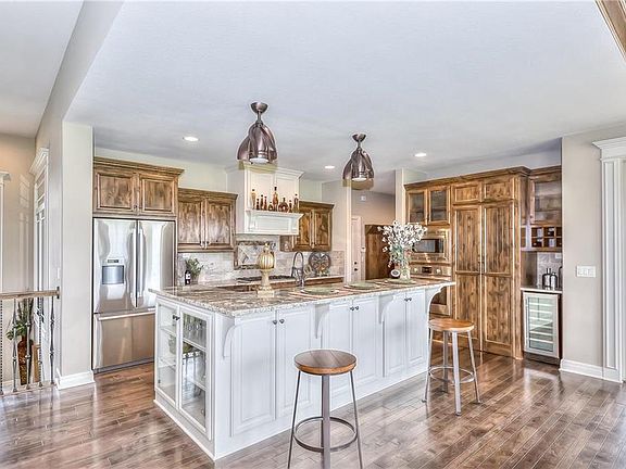 5th image of 4308 S Stone Canyon Dr
