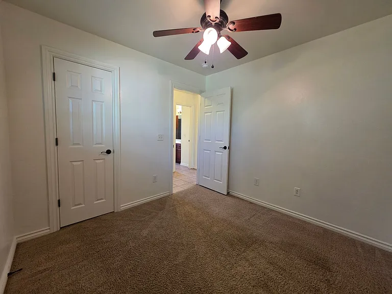 107 Hardesty Dr — Photo 25