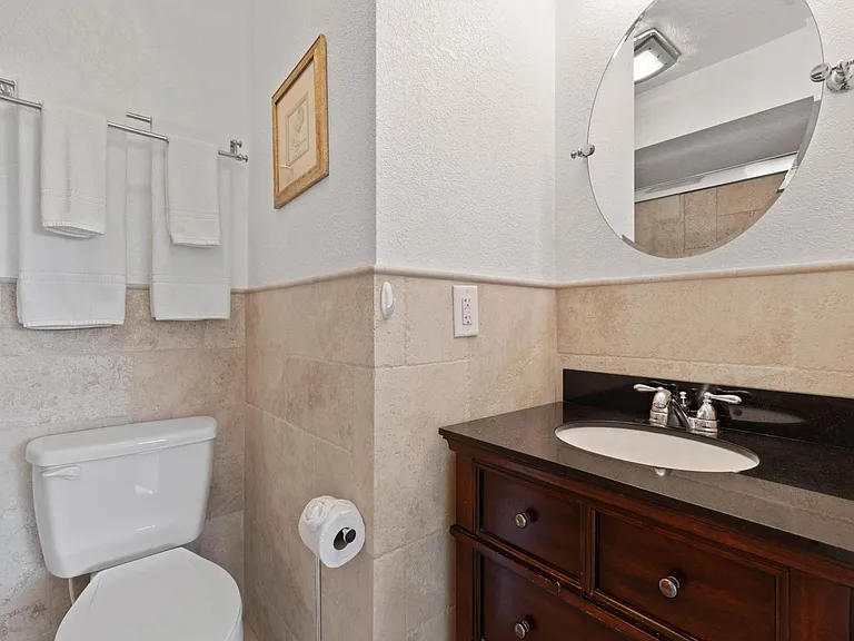 314 SW 3rd Pl #1-4 — Photo 12
