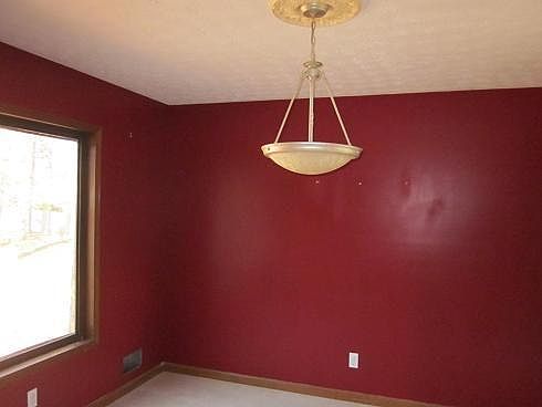 3rd image of 3621 Willow Mill Dr