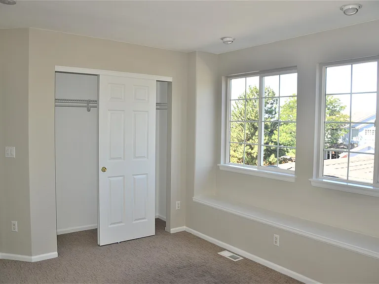 2466 W Sunset Dr — Photo 25