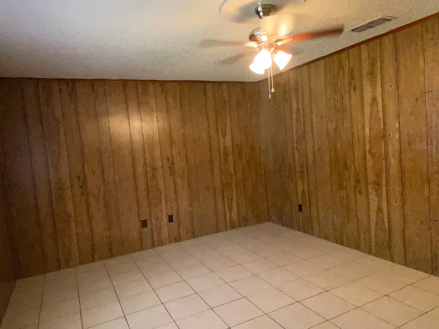 2 bed, 982 sqft, $850 — Photo 2