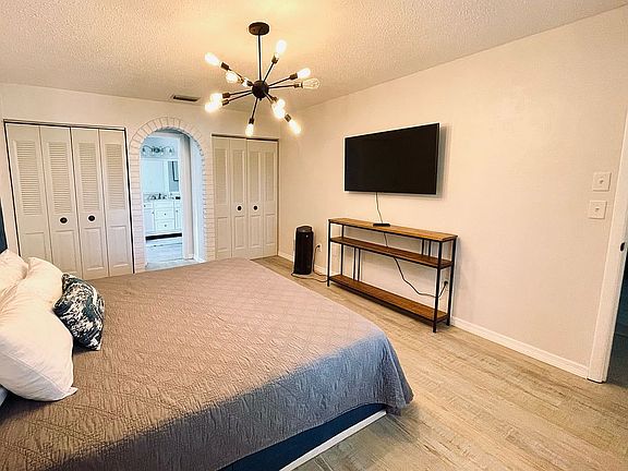 Master king suite