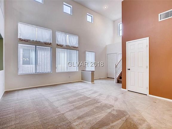 5th image of 9867 Canyon Hills Ave