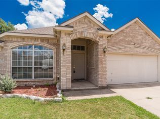 5621 Creekhollow Dr, Arlington, TX 76018