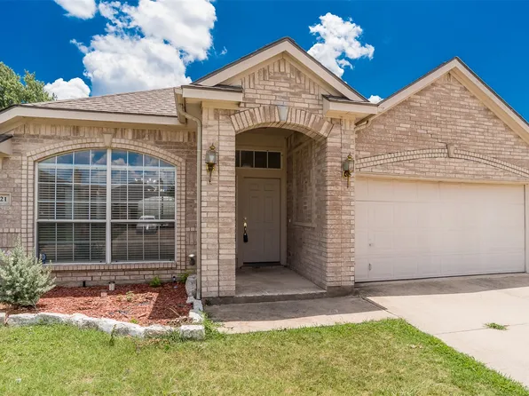 5621 Creekhollow Dr, Arlington, TX 76018