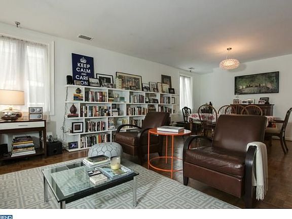 4th image of 130-36 Bread St Unit 422