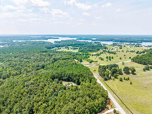 4th image of 1380 Howard Lewis Rd