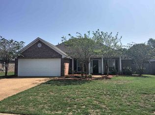 297 Cherry Bark Dr, Brandon, MS 39047
