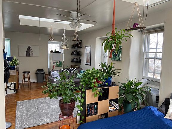 2nd image of 3412 Race St Floor 3