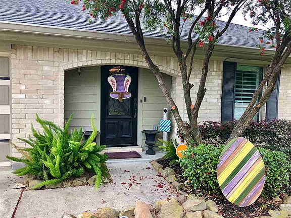 2nd image of 633 Drawhorn Dr