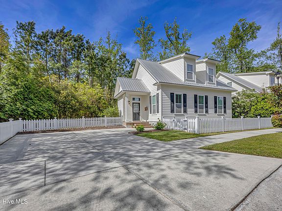 2nd image of 6110 Shinnwood Road