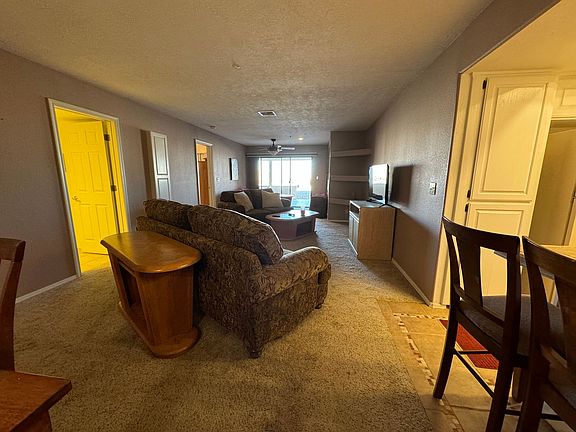 2nd image of 2022 Merrill Ln Unit 3H