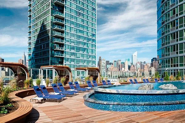 Rented by Dream Property Group LLC | media 10