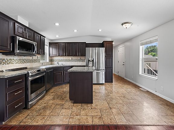 4th image of 1781 Ord Rd #13