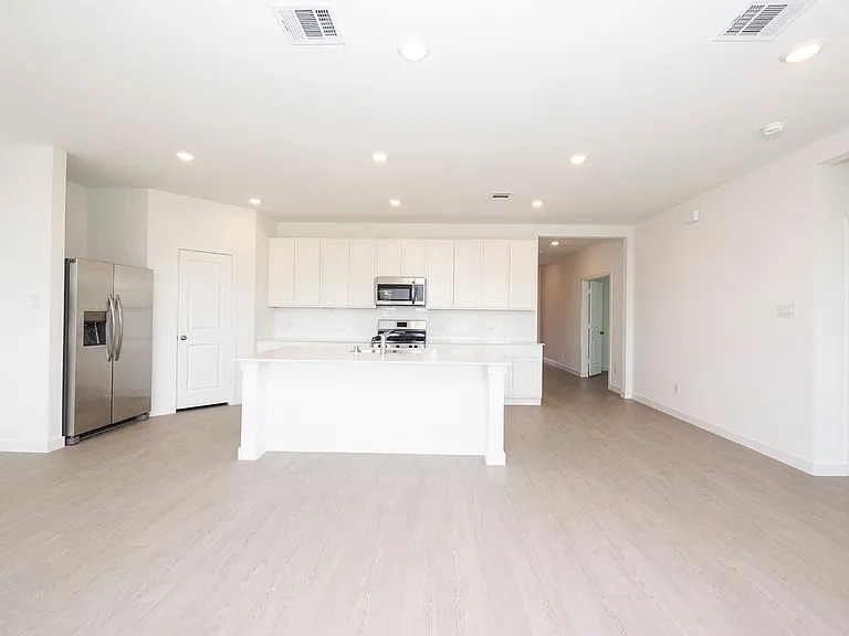 2220 Pommel Ln — Photo 25