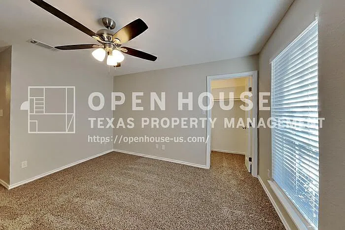 845 Royal Oak Ln — Photo 13