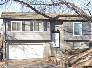 1012 N 105th St, Omaha, NE 68114