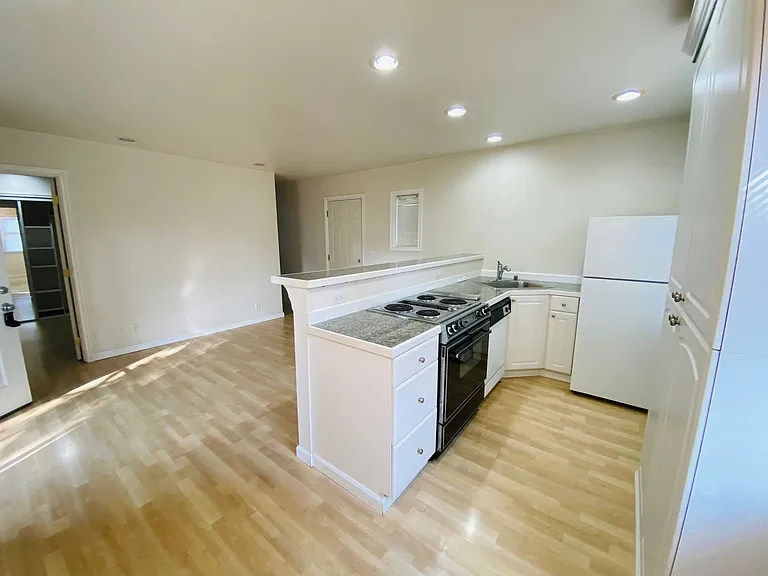 4617 Fowler Ave #3 — Photo 4