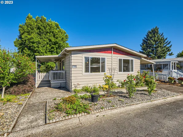 21100 NE Sandy Blvd Unit 116, Fairview, OR 97024