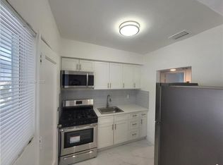 7435 Byron Ave APT 6, Miami Beach, FL 33141