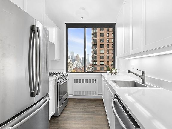3rd image of 2 Columbus Ave APT 9C