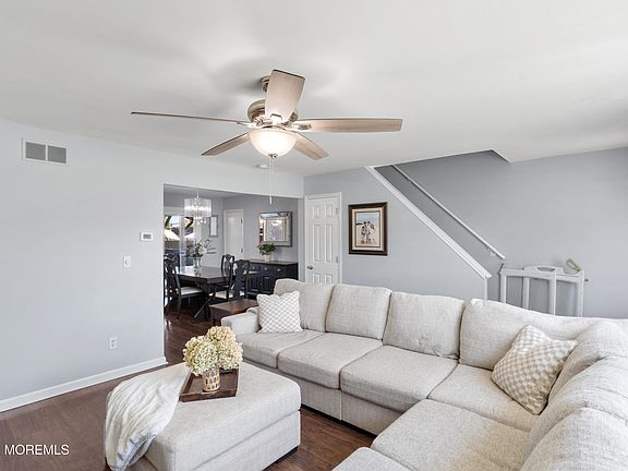 4th image of 97 Perry Street