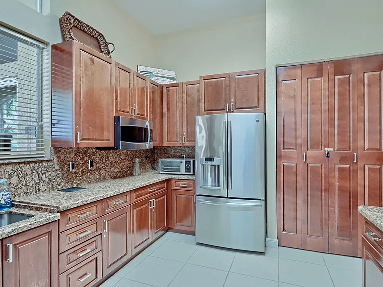 6319 C Durham Dr — Photo 48