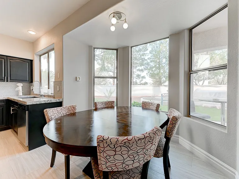 5 Chateau Whistler Ct — Photo 18
