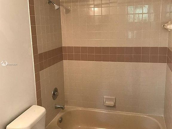 2nd image of 11602 NW 37th St