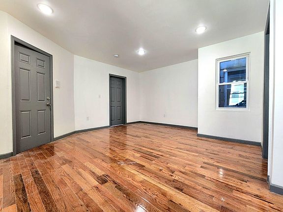 2nd image of 761 Communipaw Ave