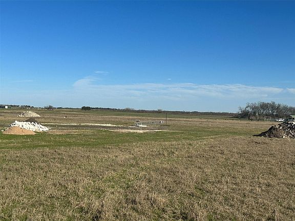 4th image of 400 County Road 167