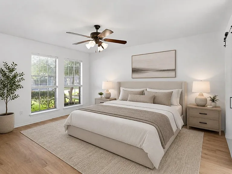 8181 Edge Water Dr — Photo 10