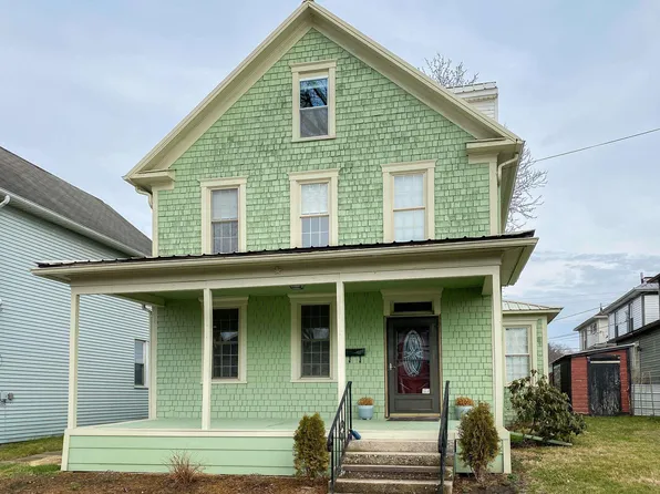 204 Central St, Elkins, WV 26241