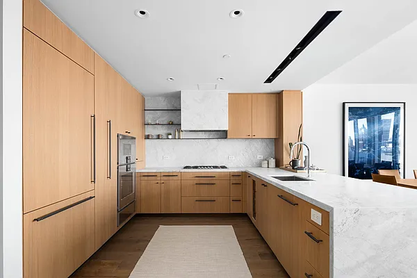 Sold by SERHANT. | media 3