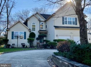 229 Evesham Ave, Voorhees, NJ 08043