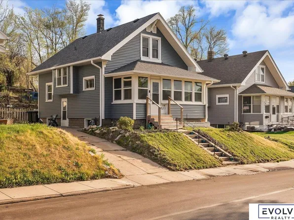 3211 Spring St, Omaha, NE 68105