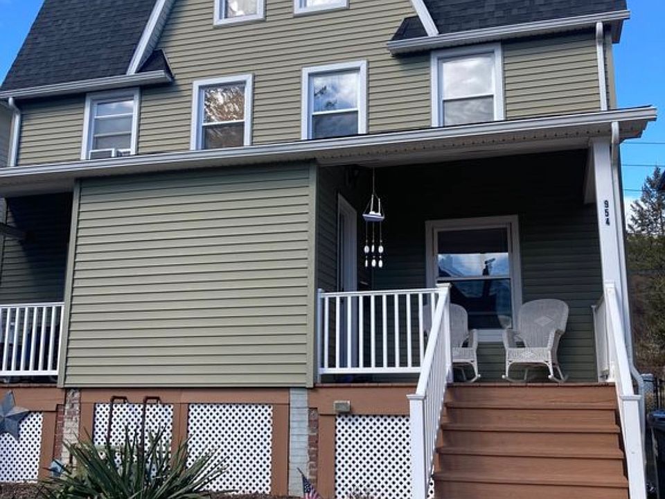 1st image of 954 Louisa St #954