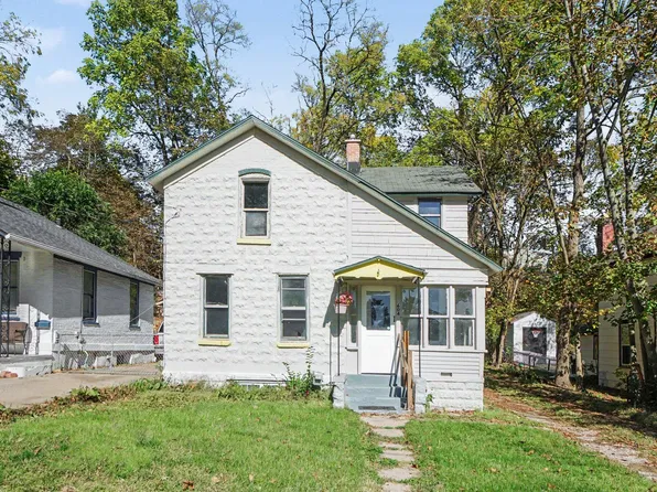 604 Pioneer St, Kalamazoo, MI 49008